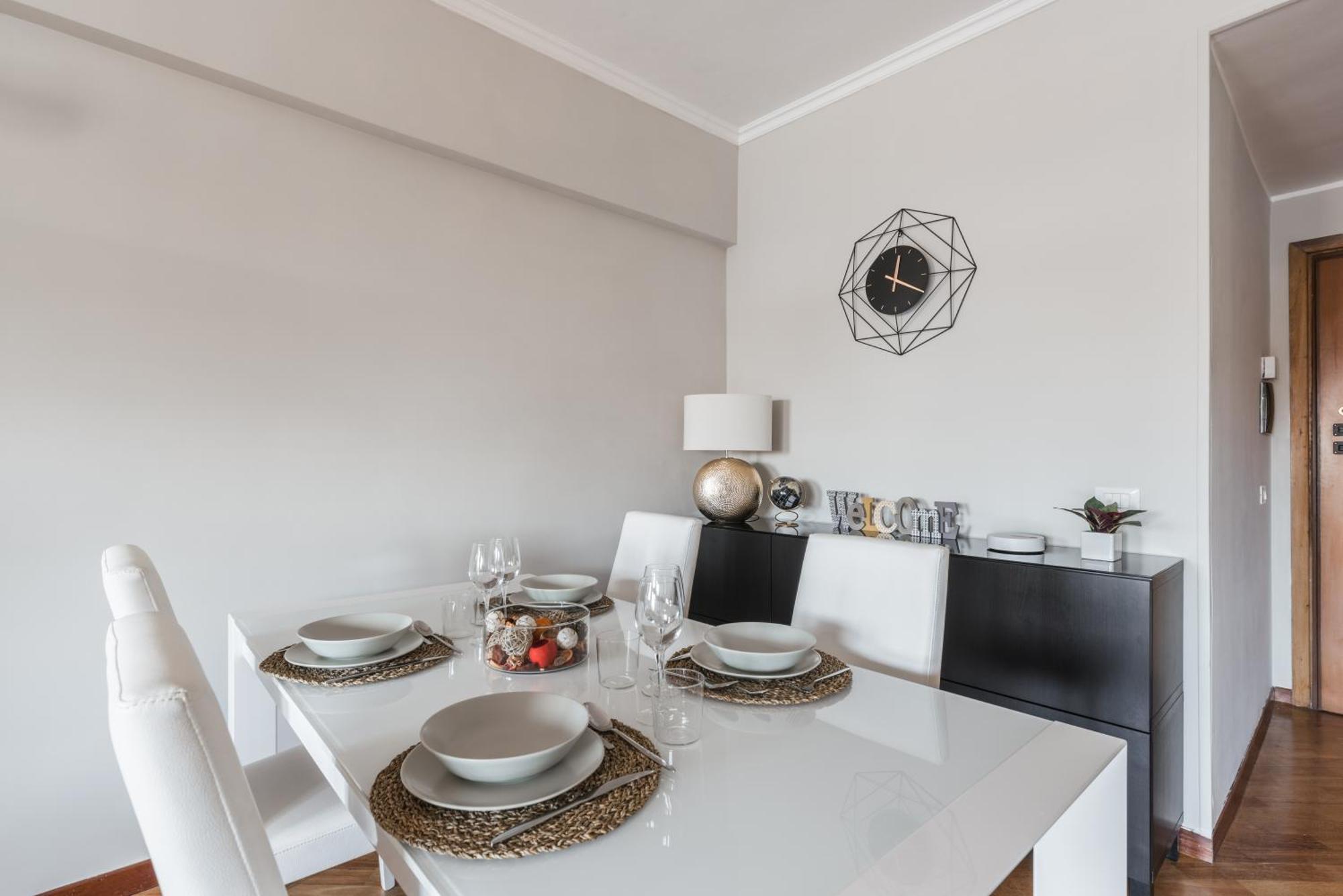 Elegant Hideaway Steps From St Peter Roma